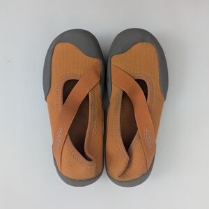 Keen Orange and Gray Water Shoes for Versatile Adventures